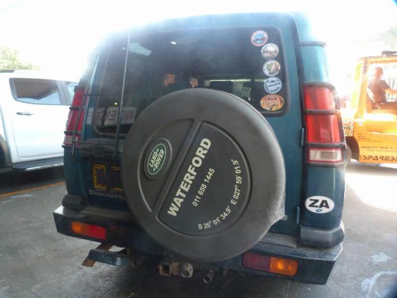 Land Rover Discovery 2 4.0 V8 Manual Sea Green - 1999 STRIPPING FOR SPARES - Private Seller Land Rover Discovery 2 4.0 V8 Manual Sea Green - 1999 STRIPPING FOR SPARES - Private Seller