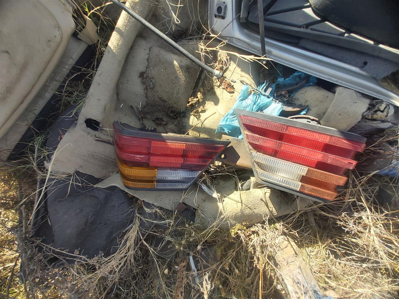 Taillights Mercedes Benz 124 - Private Seller Taillights Mercedes Benz 124 - Private Seller