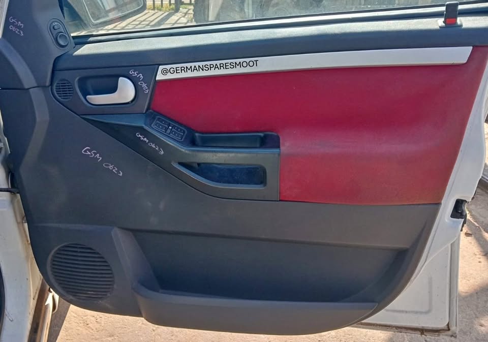 Opel Meriva 1.6 2010 Used Door Panel - Private Seller