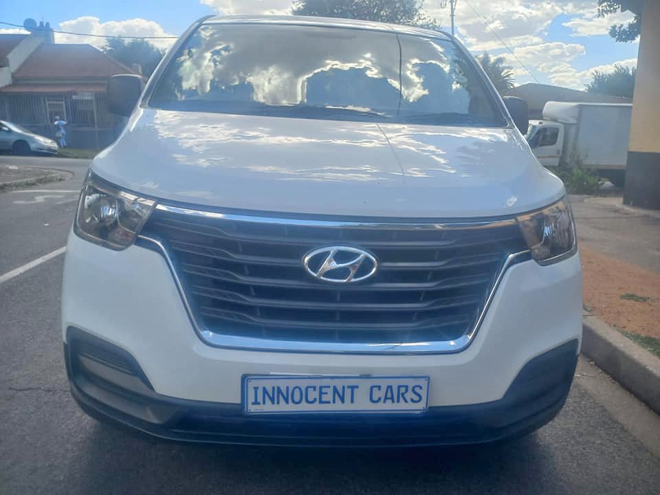 2020 HYUNDAI H1 PANEL VAN 2.6 DIESEL, AUTOMATIC, WHITE COLOR, MILEAGE 125000KMS