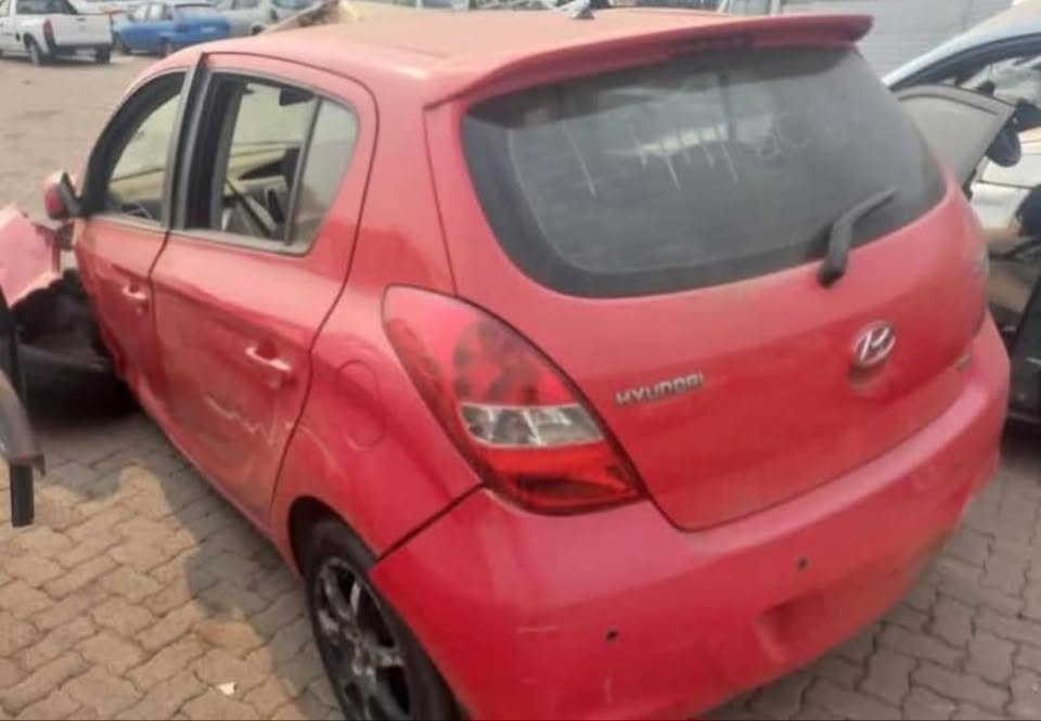 Hyundai i20 1.6 Stripping for Spare Parts