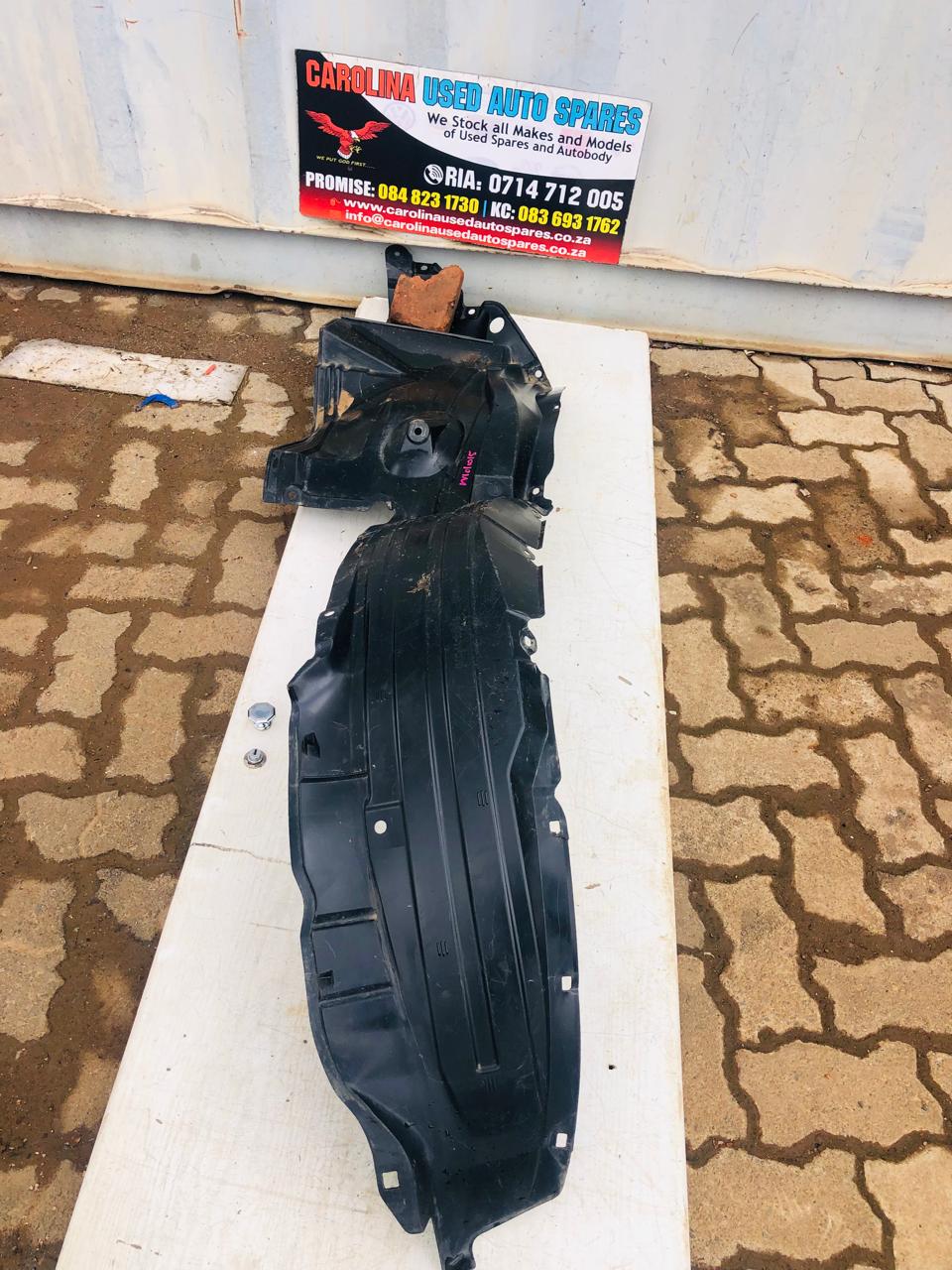 Toyota Hilux Legend RS right side fender liner (2020) - Private Seller Toyota Hilux Legend RS right side fender liner (2020) - Private Seller