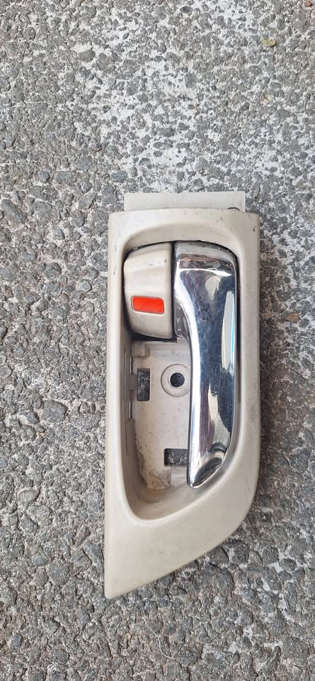 Toyota prado j150 inner door handles available - Private Seller