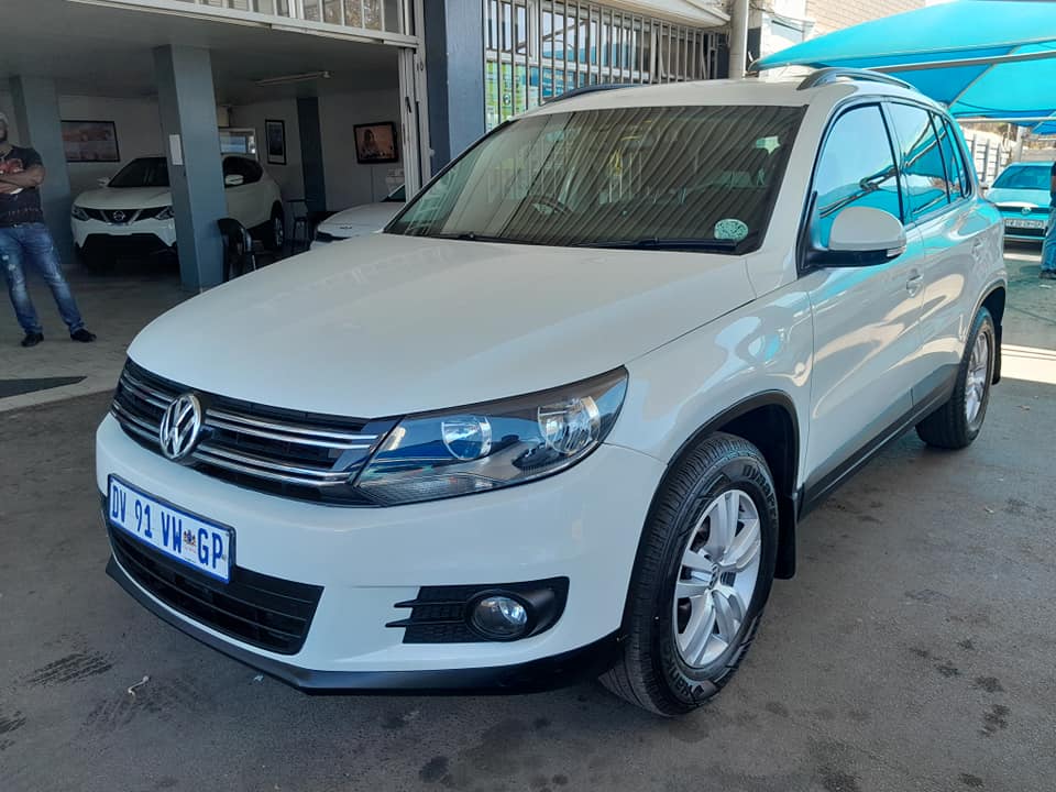 2015 VW TIGUAN 2.0 AUTOMATIC