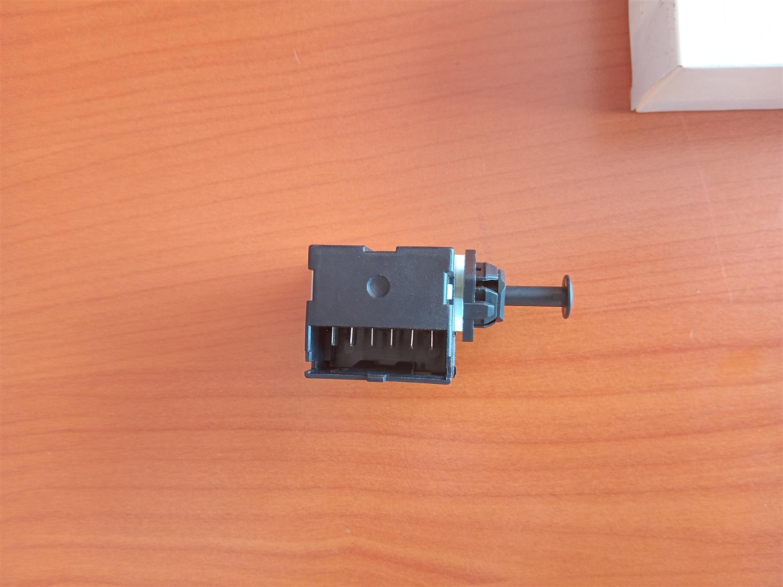 BRAKE LIGHT SWITCHES - Private Seller