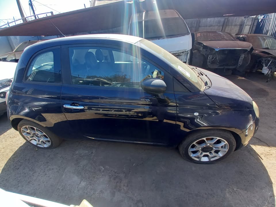 FIAT 500 STRIPPING FOR SPARES