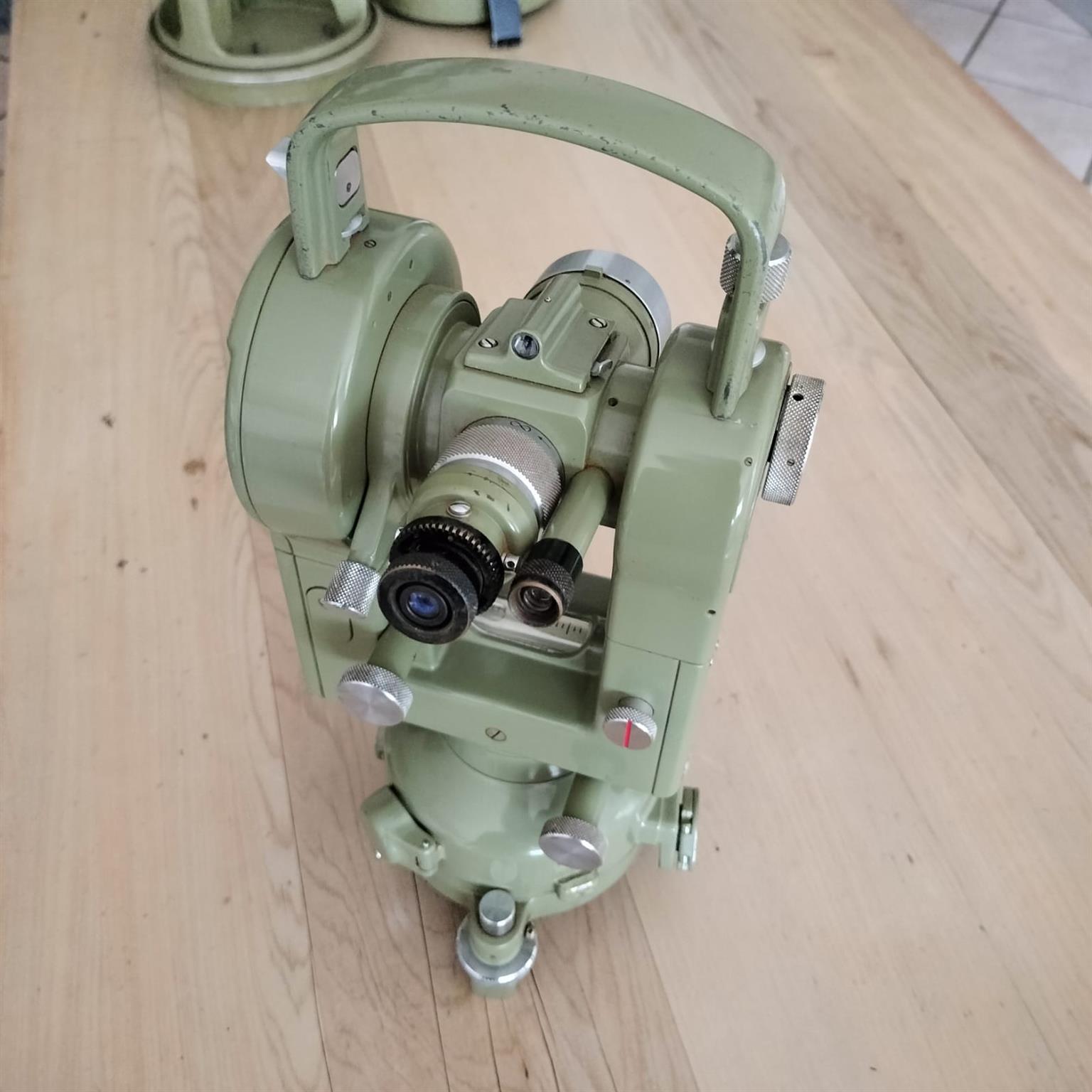 Wild T2 Heerbrug Theodolite made in Switzerland