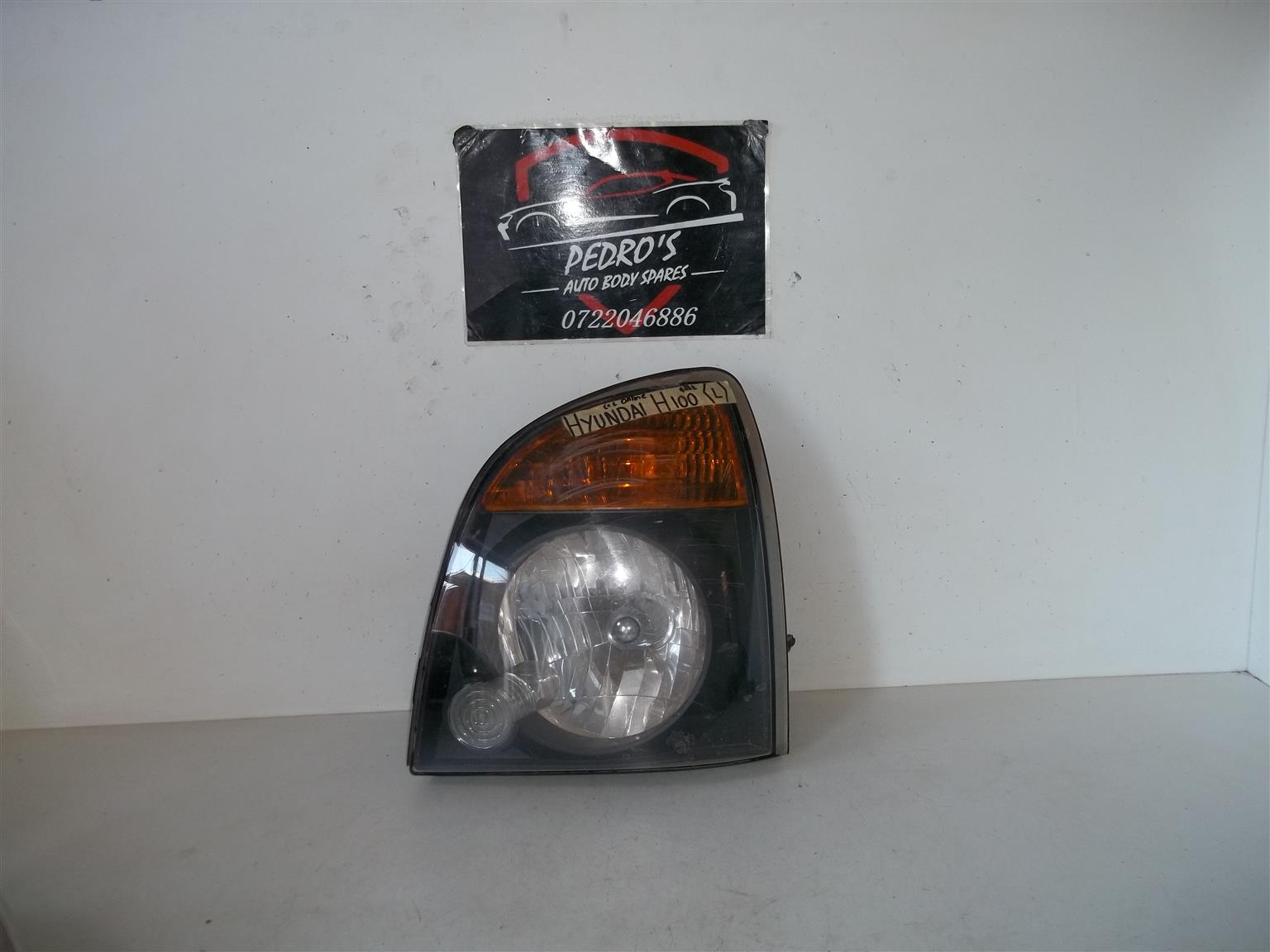 Hyundai H100 '04-'17 left headlight - Private Seller Hyundai H100 '04-'17 left headlight - Private Seller