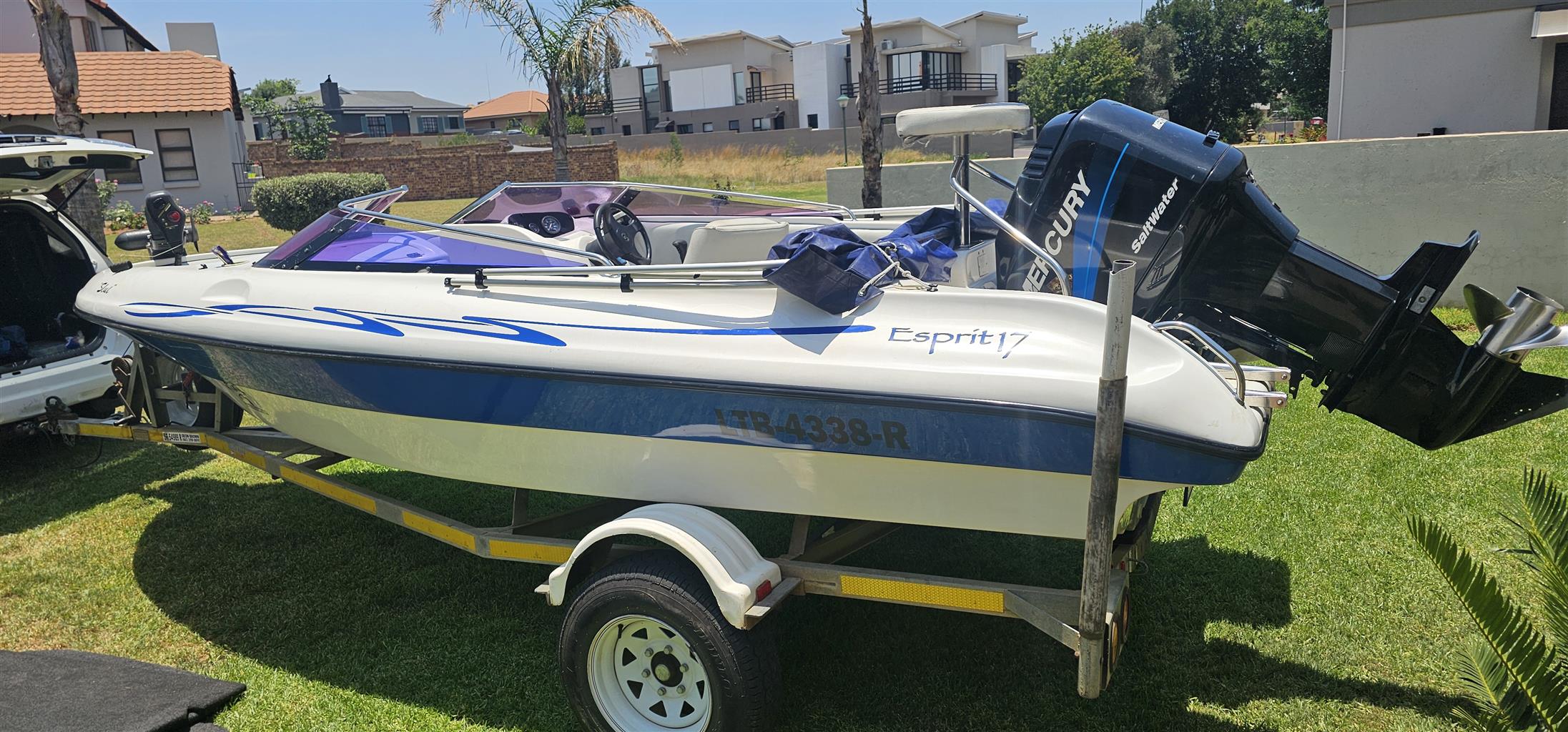 17ft Esprit Boat with 200hp also rigged for Bass Fishing