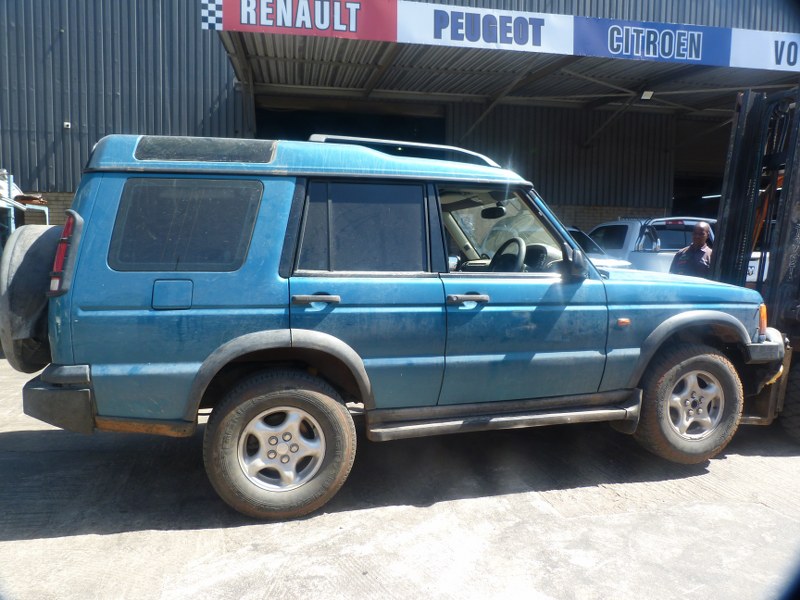Land Rover Discovery 2 4.0 V8 Manual Sea Green - 1999 STRIPPING FOR SPARES - Private Seller Land Rover Discovery 2 4.0 V8 Manual Sea Green - 1999 STRIPPING FOR SPARES - Private Seller