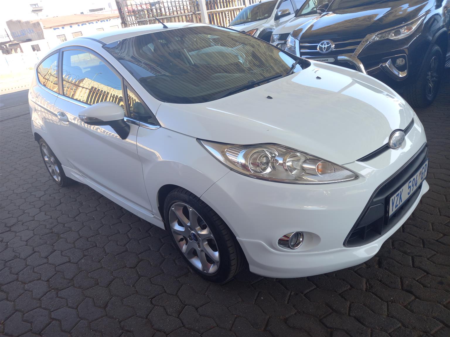 Ford Fiesta Copue