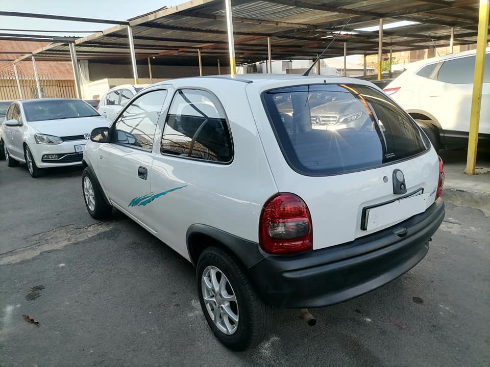 2001 Opel Corsa lite