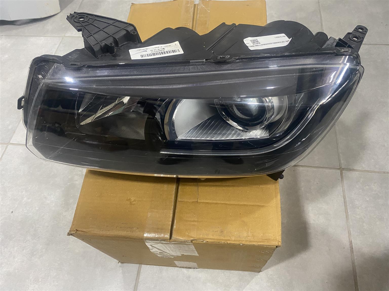 2022 SUZUKI VITARA BREZZA LED HEADLIGHT LEFT SIDE FOR SALE - Private Seller 2022 SUZUKI VITARA BREZZA LED HEADLIGHT LEFT SIDE FOR SALE - Private Seller