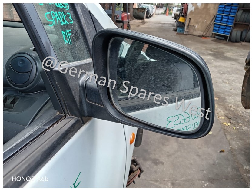 USED CHEV SPARK 3 1.2 DOOR MIRROR FOR SALE - Private Seller