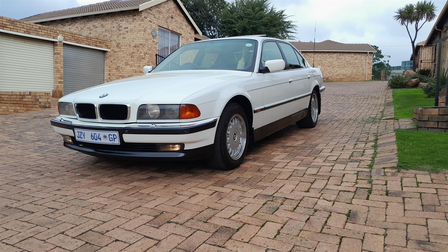 Used 1995 BMW 7 Series 740i - Private Seller Used 1995 BMW 7 Series 740i - Private Seller