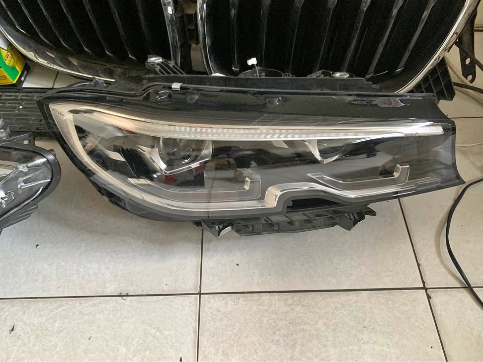 BMW front headlights BMW front headlights