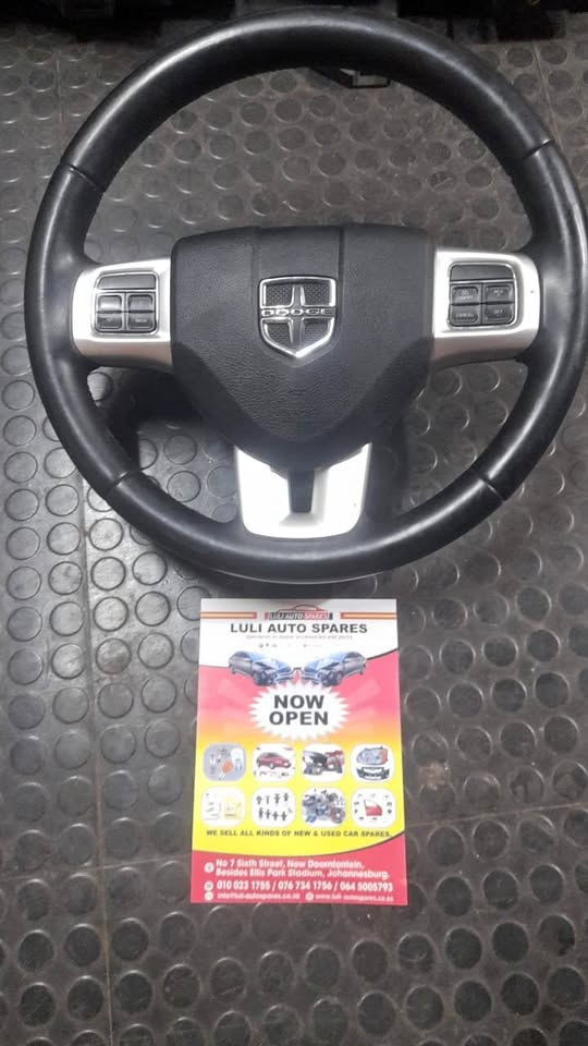 DODGE JOURNEY STEERING WHEEL - Private Seller DODGE JOURNEY STEERING WHEEL - Private Seller