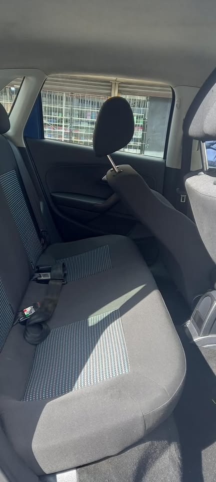 USED 2019 VW POLO VIVO 1.4 MANUAL TRANSMISSION.. BLUE COLOUR.. 53000KMS.. CLOTHE SEATS