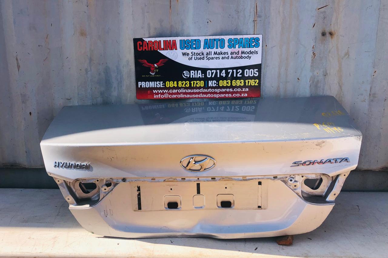 Hyundai Sonata bootlid/boot - Private Seller Hyundai Sonata bootlid/boot - Private Seller