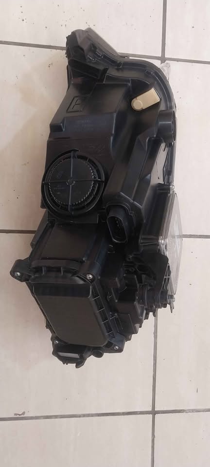VOLKSWAGEN T-ROC HEADLIGHT 2020 R-LINE LHS AVAILABLE