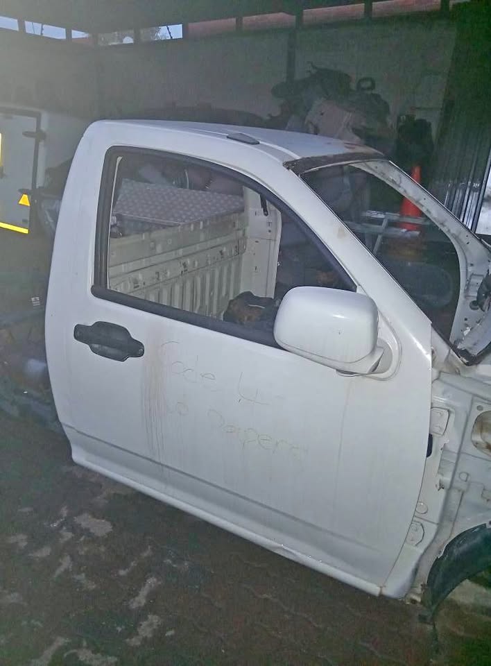 Isuzu KB250 Go Big/ Gwm Steed 3 Right Door For Sale - Private Seller Isuzu KB250 Go Big/ Gwm Steed 3 Right Door For Sale - Private Seller