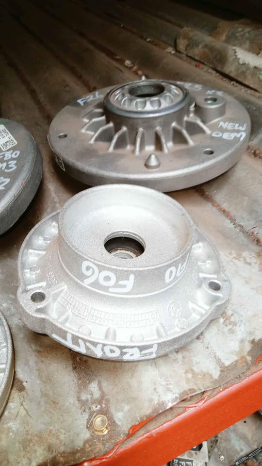 BMW shock mounts - Private Seller BMW shock mounts - Private Seller