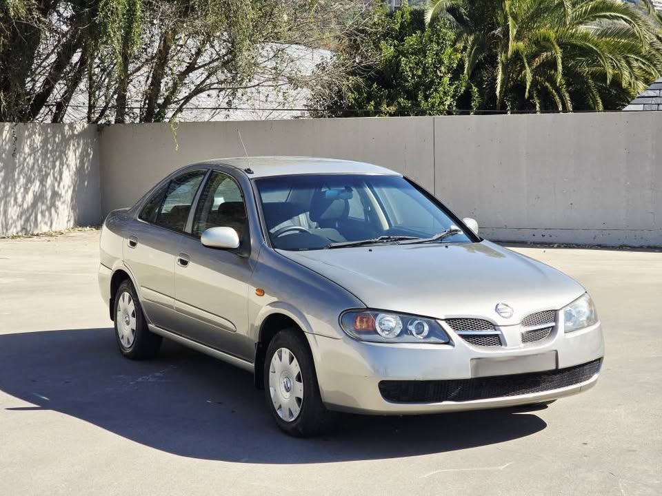 NISSAN ALMERA 1.6 AUTOMATIC WITH ONLY  WITH FULL SERVICE HISTORY & SPARE KEYS
