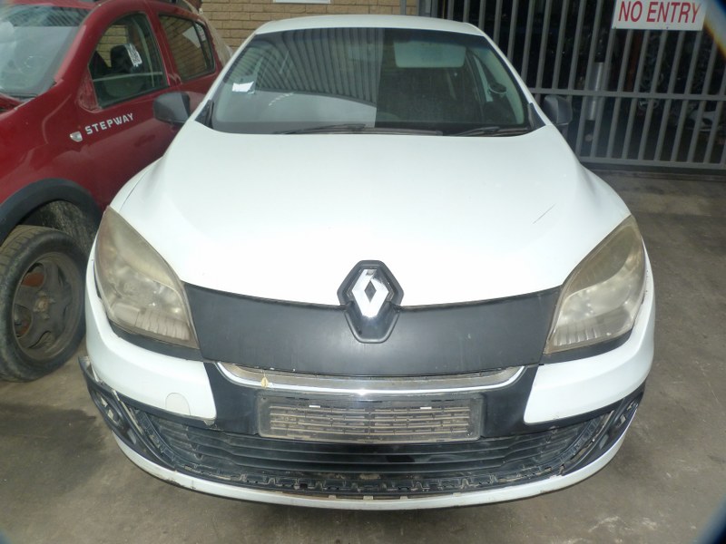 Renault Megane III 1.6 Expression Manual White - 2013 STRIPPING FOR SPARES - Private Seller Renault Megane III 1.6 Expression Manual White - 2013 STRIPPING FOR SPARES - Private Seller