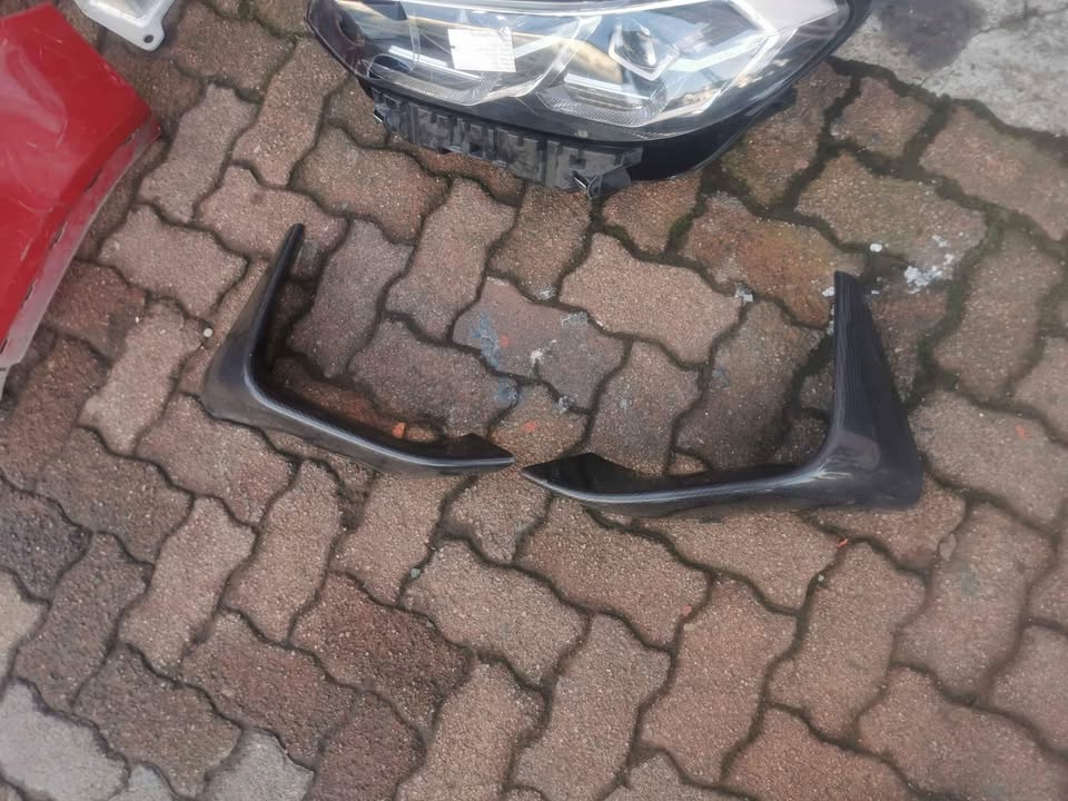 BMW M4 bumper spoilers - Private Seller BMW M4 bumper spoilers - Private Seller