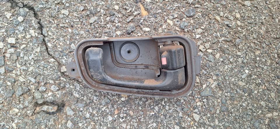 Mahindra scorpio inner handels available - Private Seller Mahindra scorpio inner handels available - Private Seller