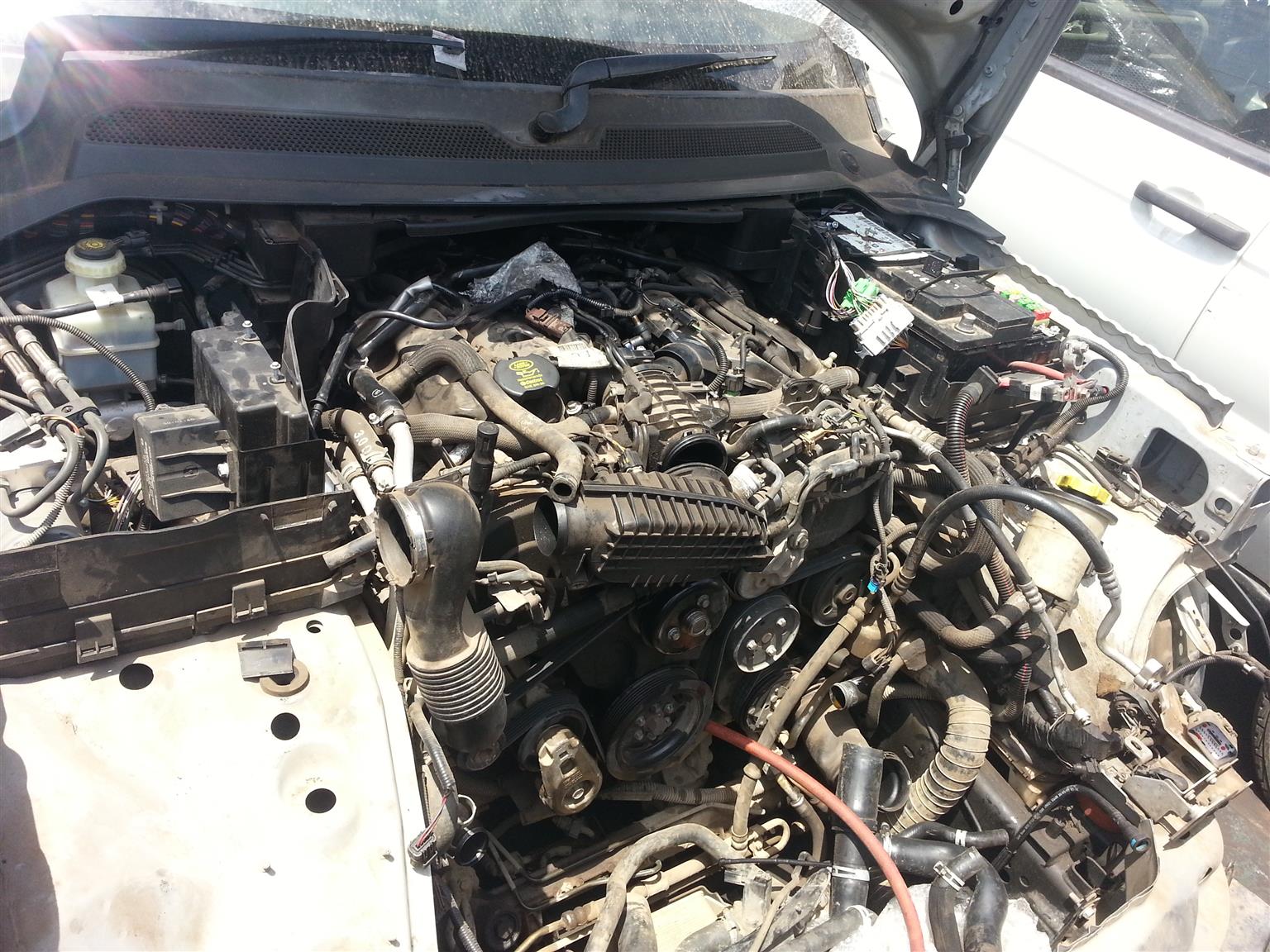 Discovery 4 SDV6 Engine