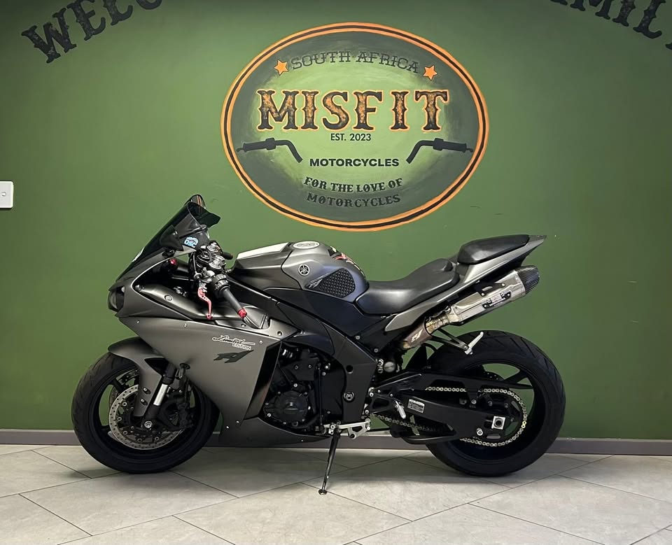 2013 Yamaha R-1 - Private Seller