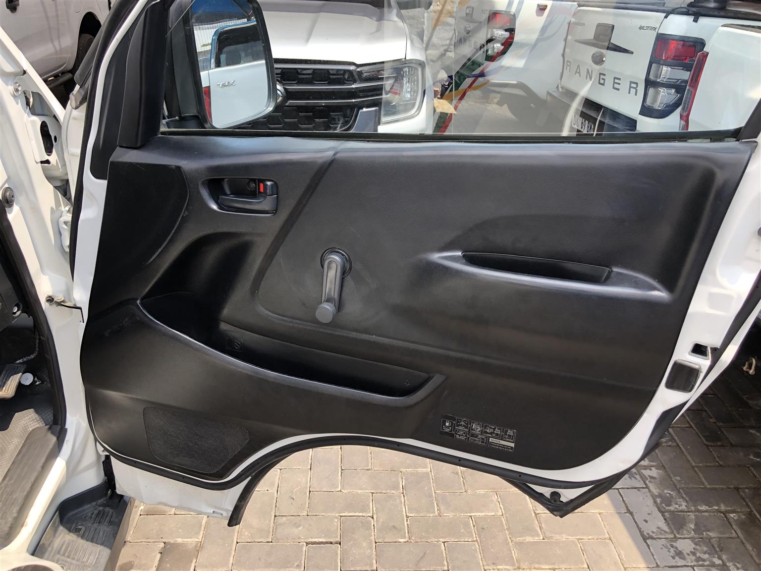 Used 2023 Toyota Quantum 2.5D-4D GL 14-seater bus - Private Seller