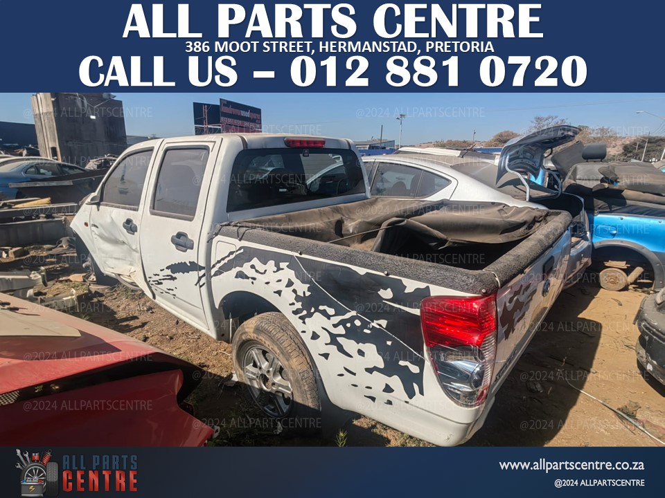 GWM STEED 5 2013 stripping for spares