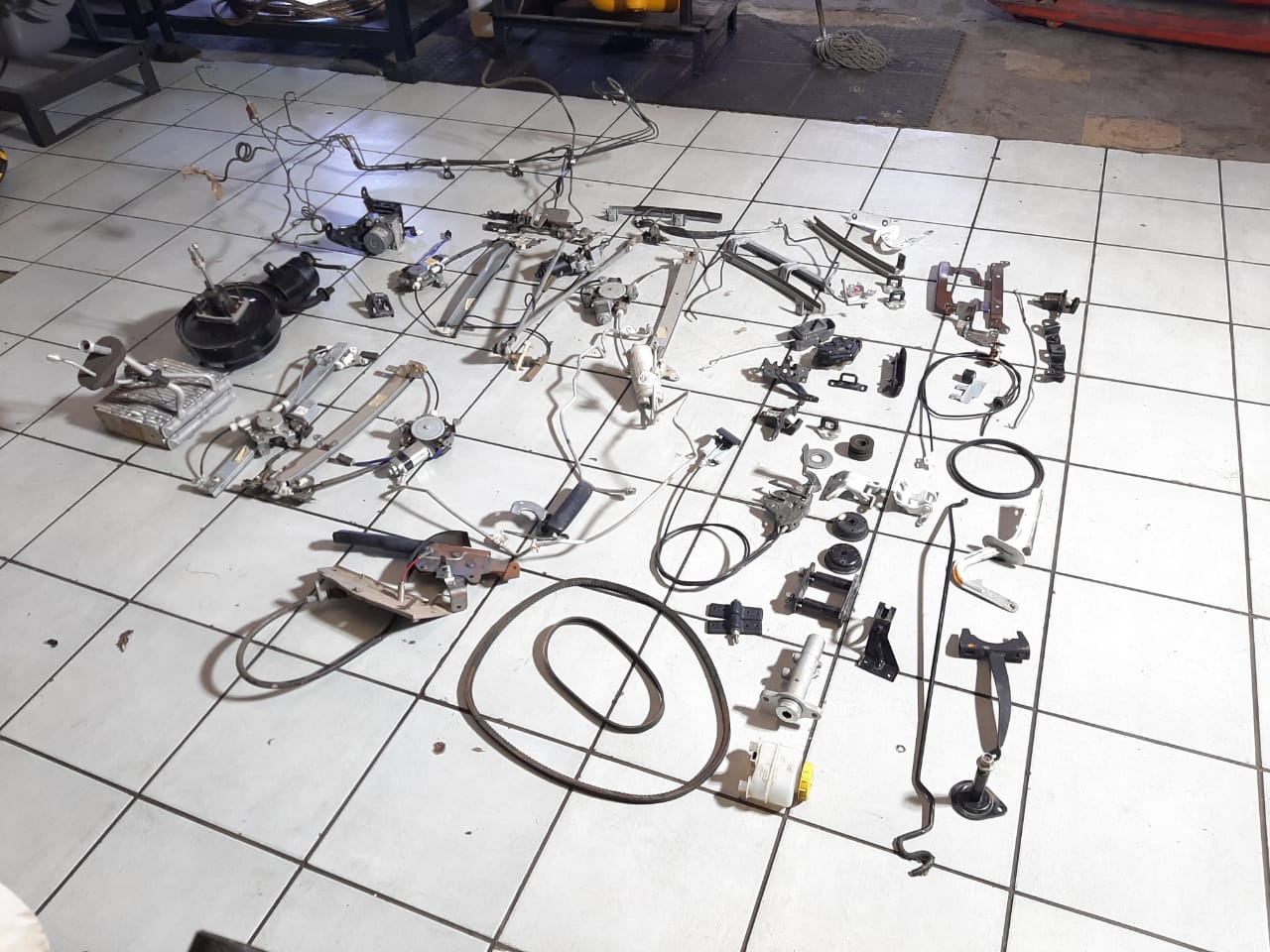 2014 Nissan NP300 Other Engine Parts - Private Seller 2014 Nissan NP300 Other Engine Parts - Private Seller