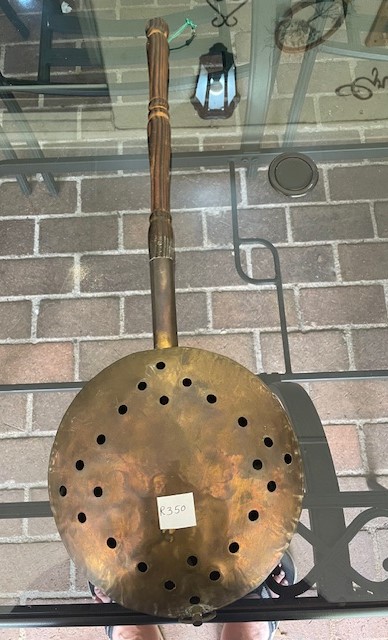 Antique Brass bed warmer Antique Brass bed warmer