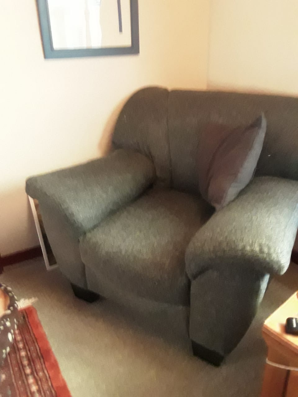 6 seater lounge suite .  Good condition still new.  