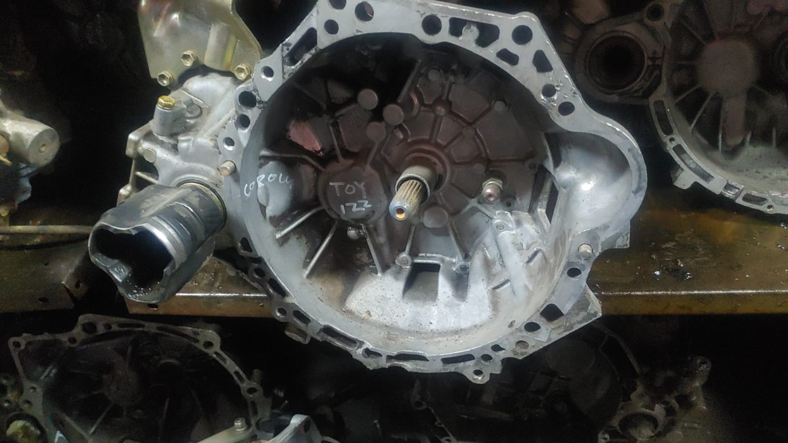 TOYOTA. COROLLA 1 ZZ GEARBOX FOR SALE