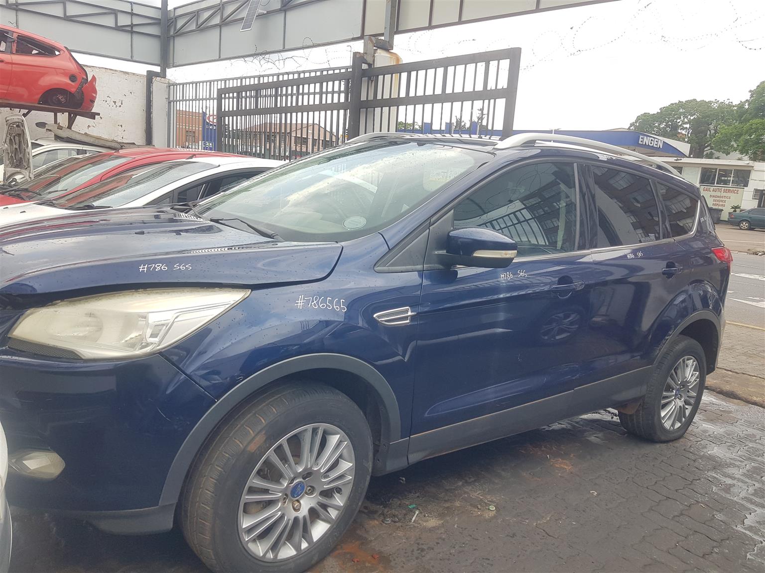 ford kuga 2.0 awd diesel stripping for spares - Private Seller