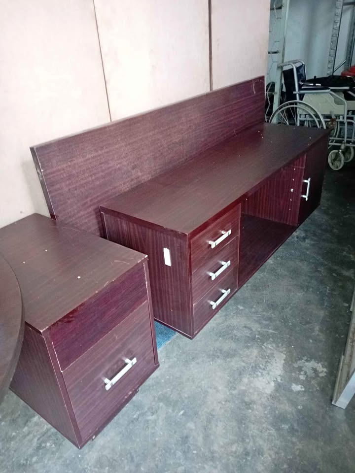 Vintage bedroom furniture Vintage bedroom furniture