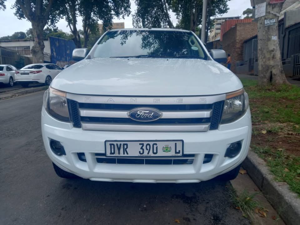 2016 Ford Ranger Double Cab, 2.2 DIESEL, Manual 4X4. Call Inno . White Color,