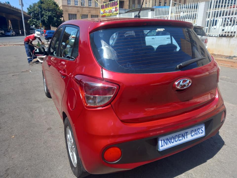 2018 HYUNDAI i10 GRAND 1.0 PETROL, MANUAL TRANSMISSION, MAROON