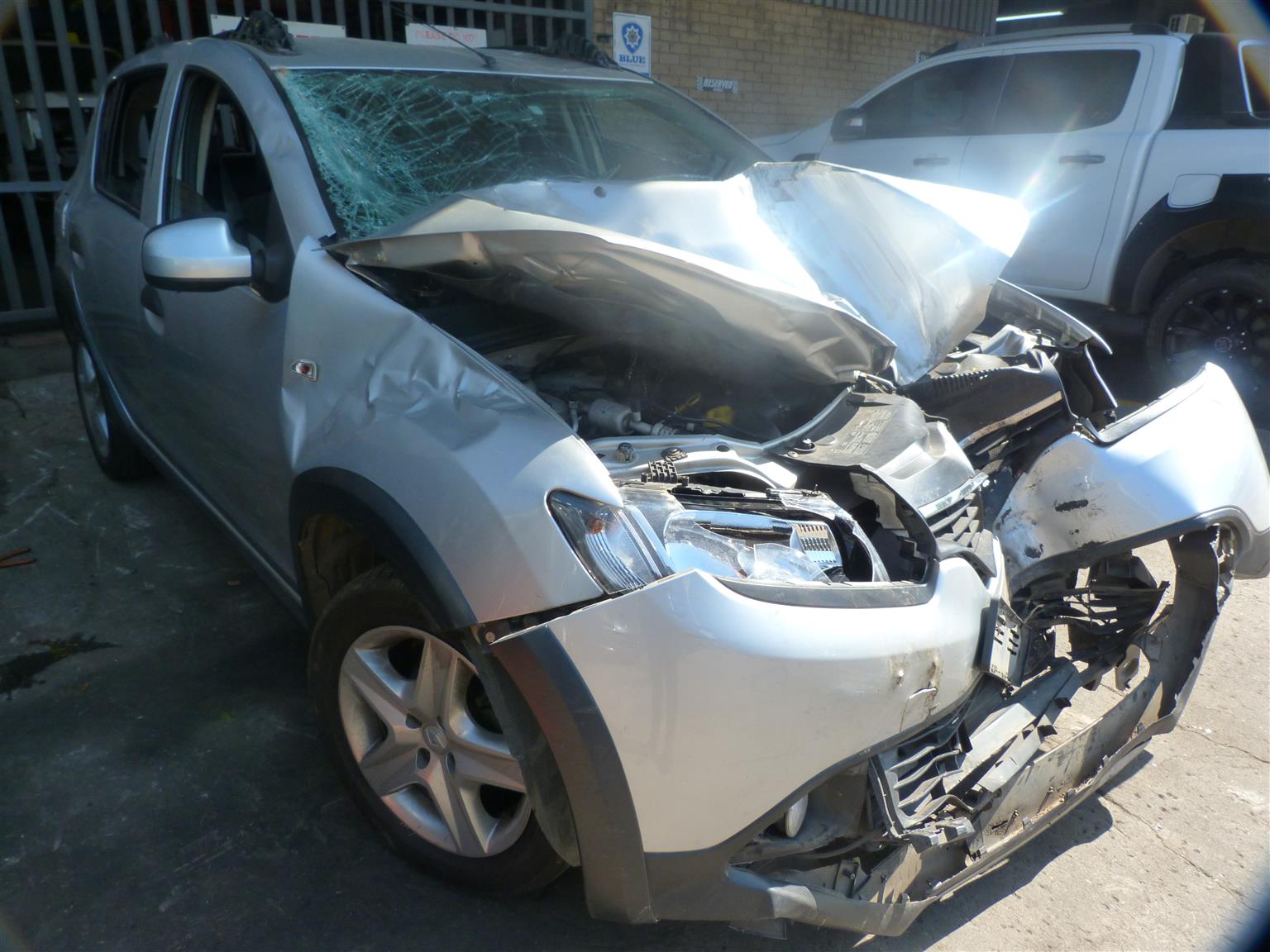 Renault Sandero 900T Manual Silver - 2014 STRIPPING FOR SPARES - Private Seller Renault Sandero 900T Manual Silver - 2014 STRIPPING FOR SPARES - Private Seller