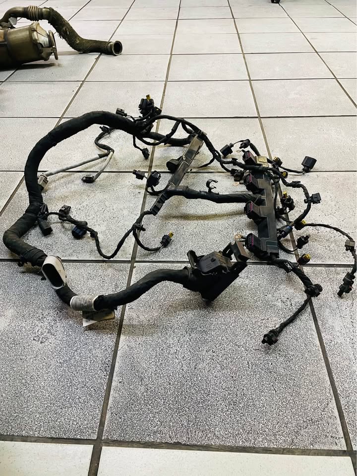 Golf 7 R engine harness