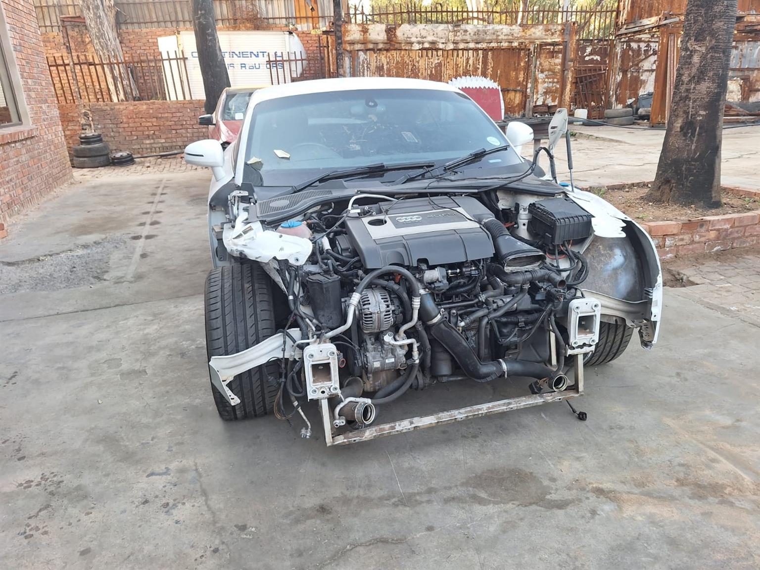 Just In – Audi TT 2.0 Now Stripping for Spares – German Parts Specialists, Preto - Private Seller