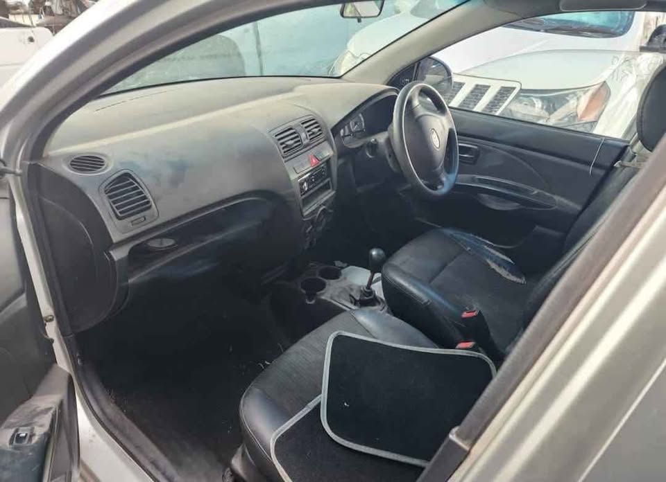 2008 kia picanto 1.1 stripping for parts my number WhatsApp or cell