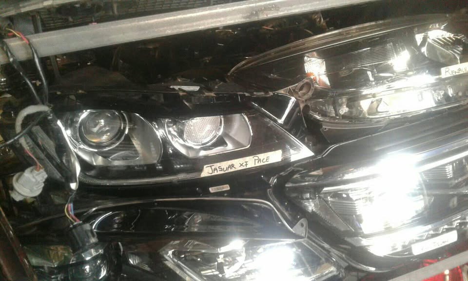 Jaguar xf pace headlight - Private Seller Jaguar xf pace headlight - Private Seller