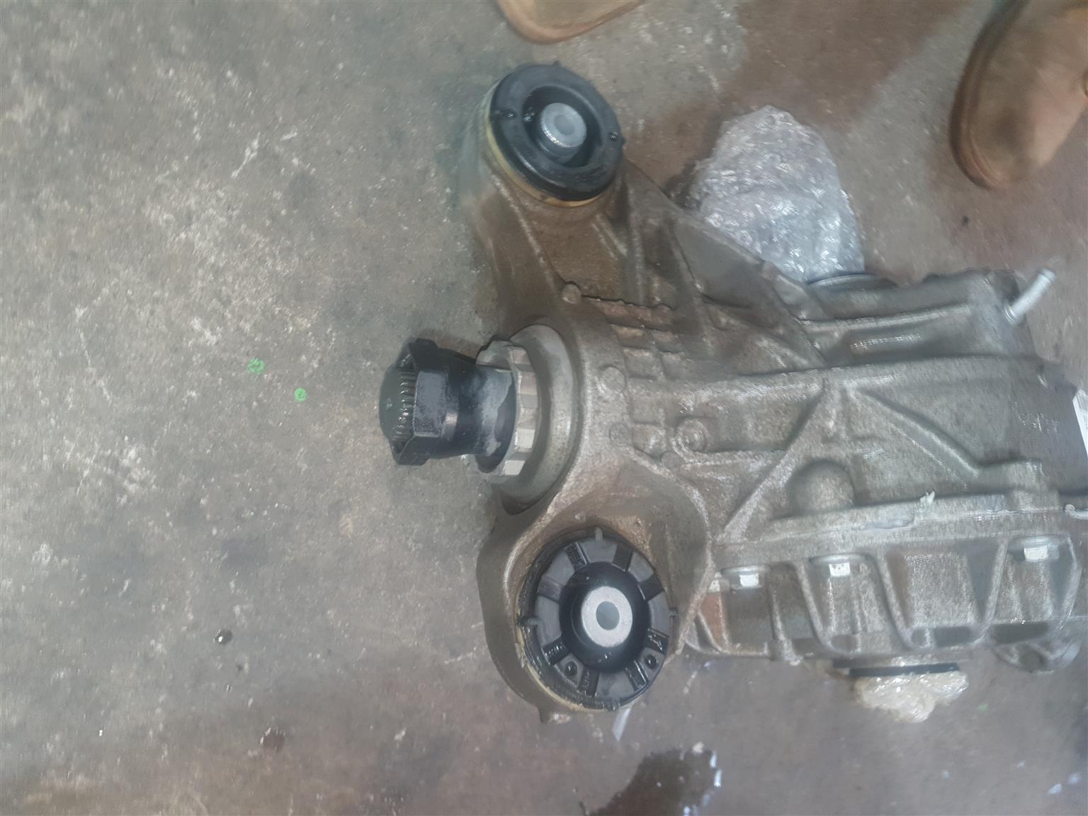 RANGE ROVER SPORT 4.4 SDV8 REAR DIFF
