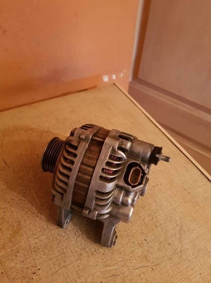 RENAULT OR NISSAN ALTERNATOR FORSALE