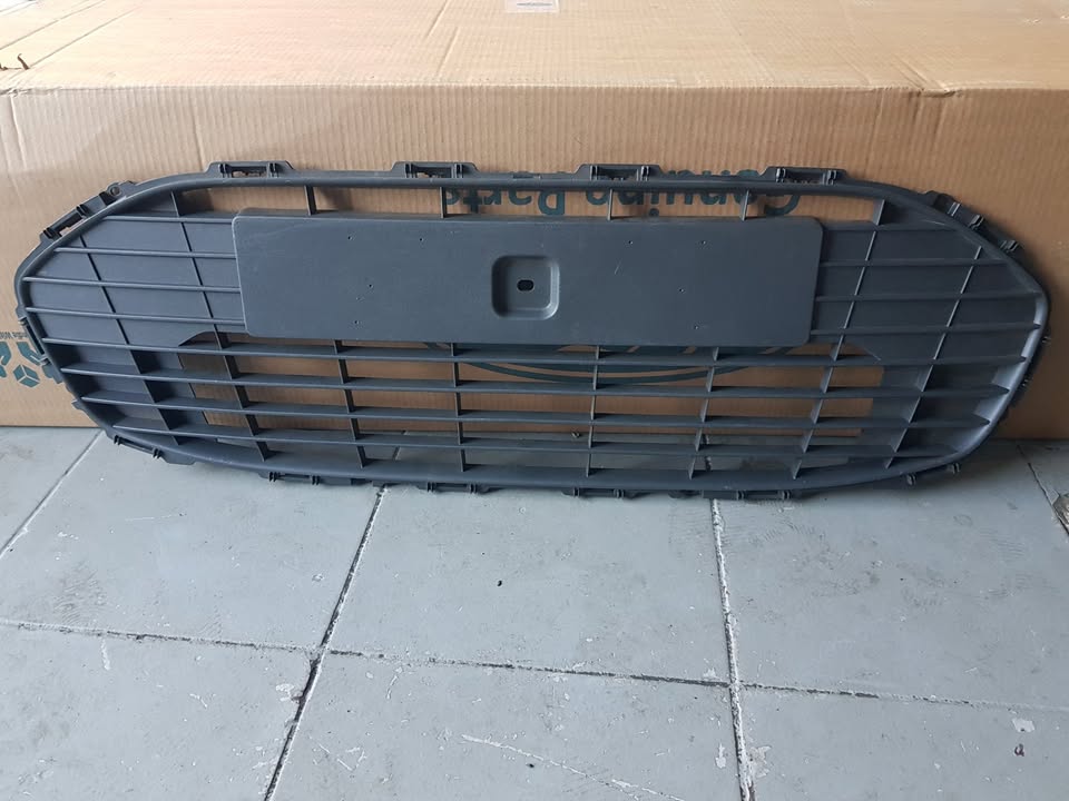Main grill ford Figo 2013 - Private Seller Main grill ford Figo 2013 - Private Seller